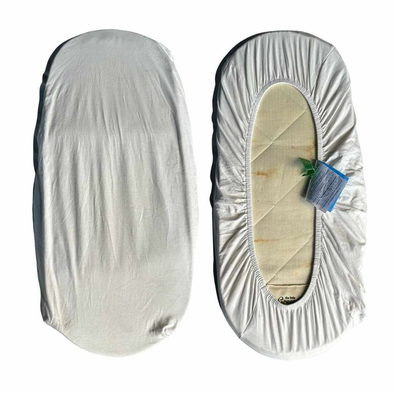 The-Little-Green-Sheep-Natural-Knitted-Moses-Basket-with-Stand-&-Mattress-13