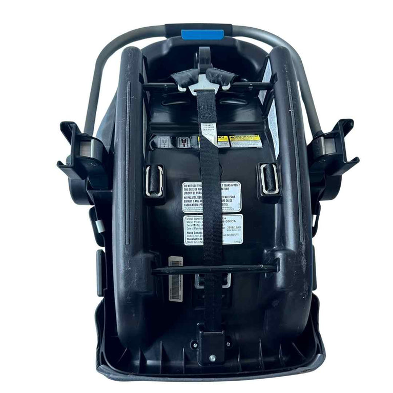 Nuna-Pipa-Car-Seat-2-8