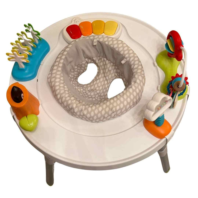 Skip-Hop-Silver-Lining-Cloud-Activity-Centre-2-3