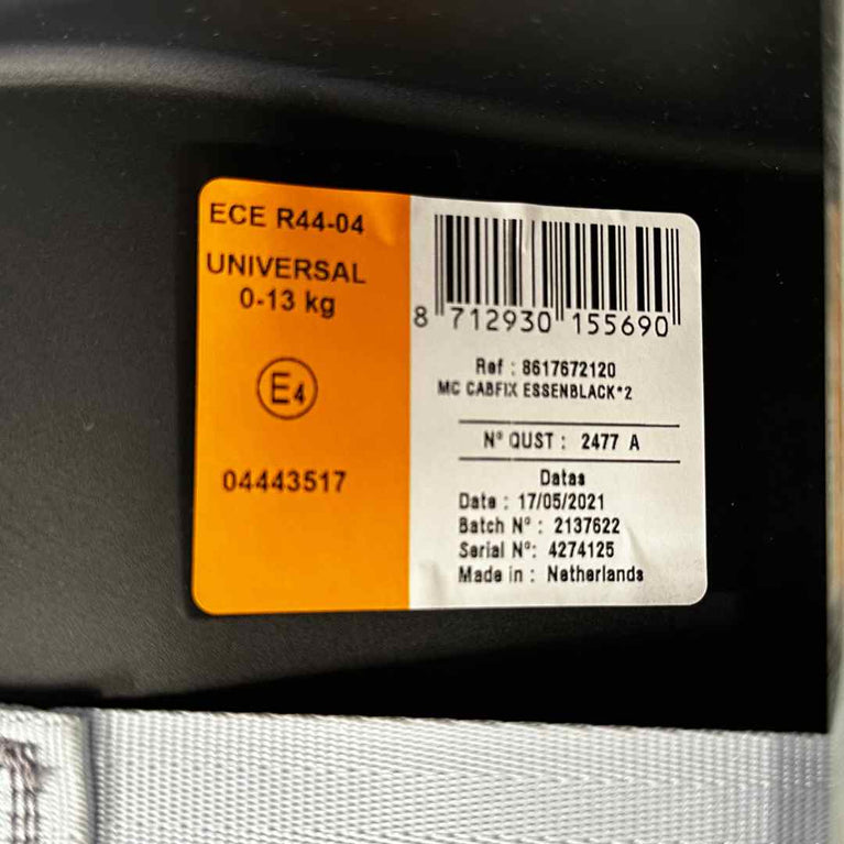 Maxi Cosi Cabriofix Car Seat - Essential Black