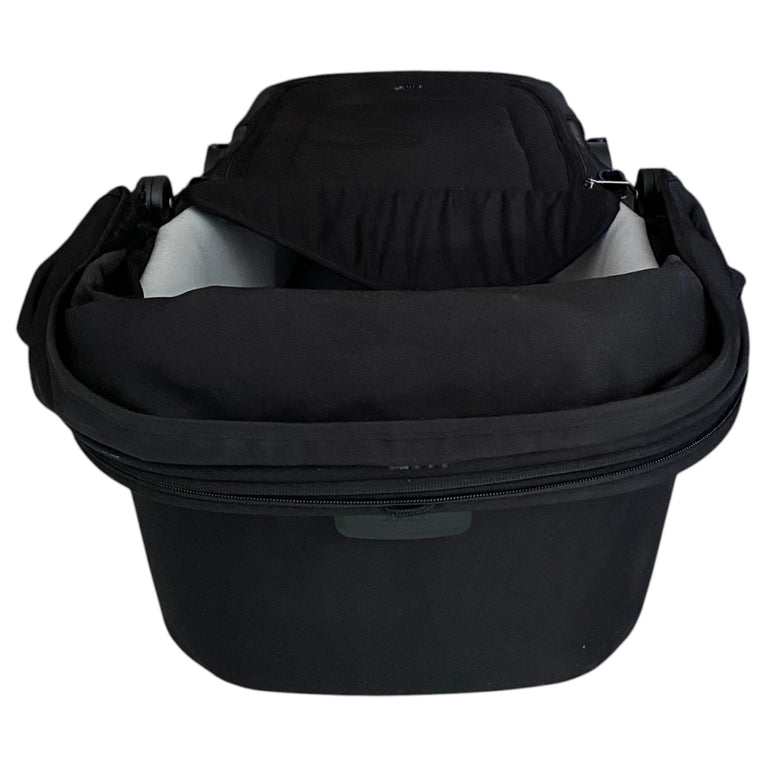 Joolz-Aer-+-Carrycot-For-Stroller-Black-1-8