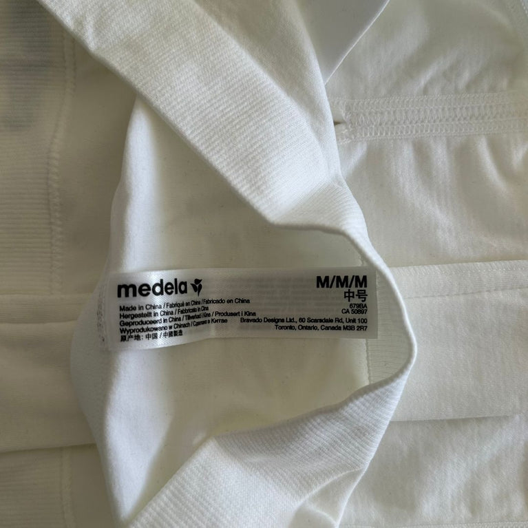 Medela Easy Expression Hands Free Pumping Bra - White
