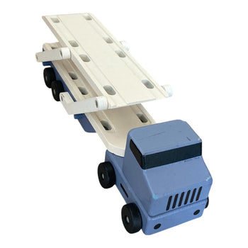 Melissa-&-Doug-Wooden-Car-Carrier-Truck-Playset-2-1