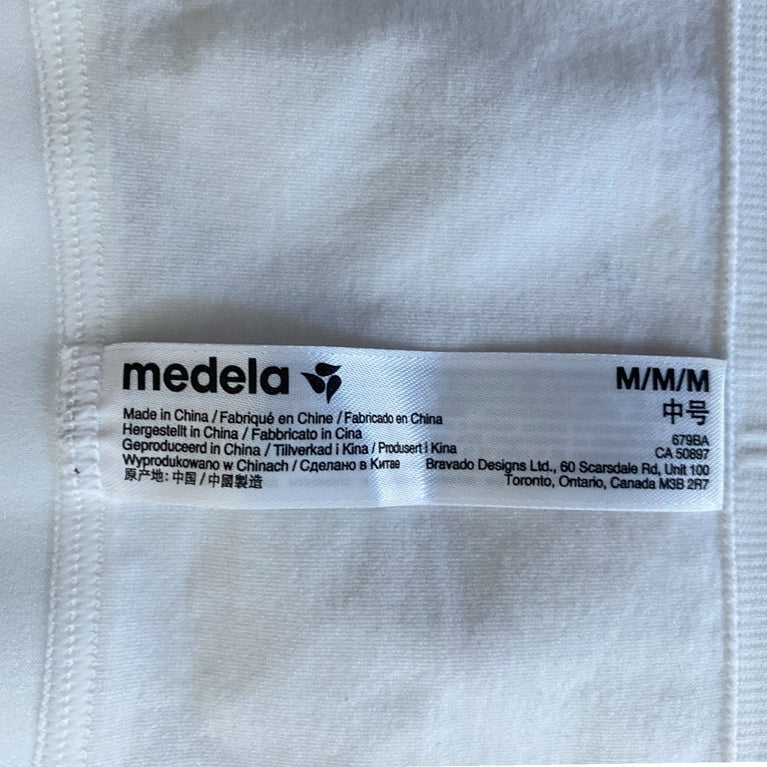 Medela-Hands-Free-Expression-Pumping-Bra-White(Medium)-1-4