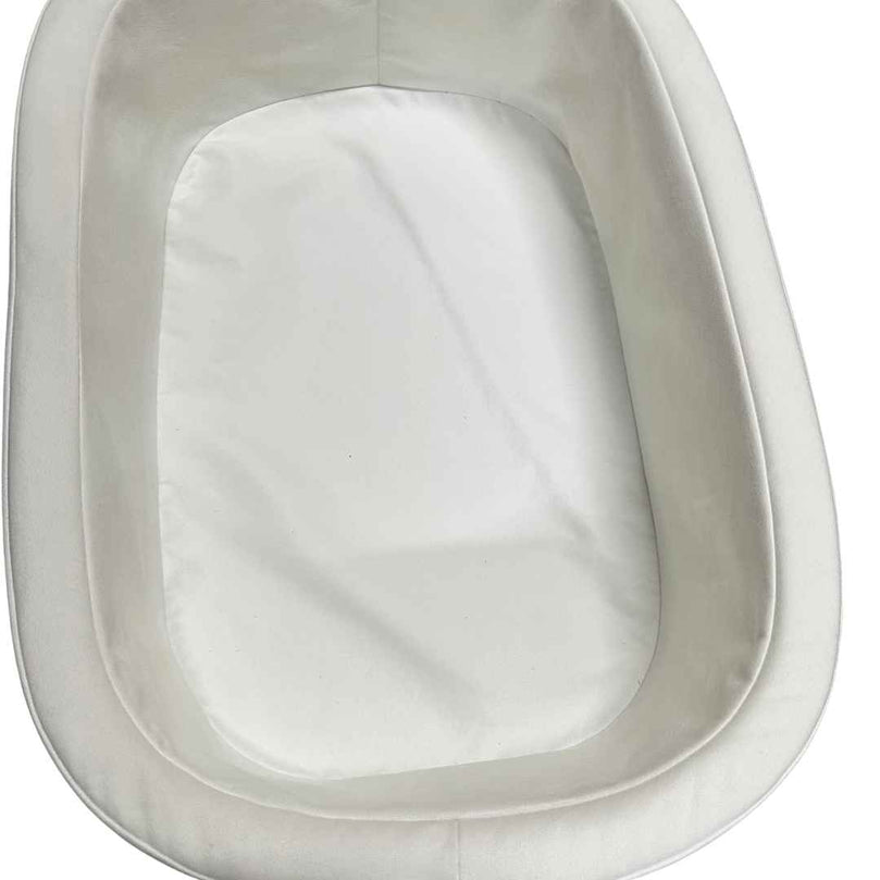 Crate-&-Barrel-Monte-White-Rockwell-Bassinet-2-15