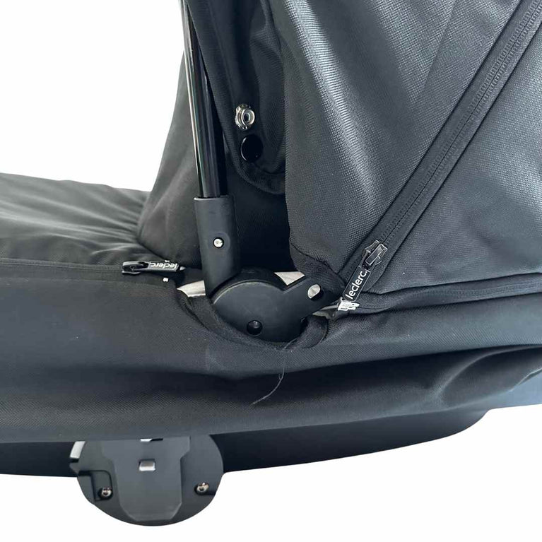 Leclerc Baby Bassinet + Bassinet Adapters for Stroller