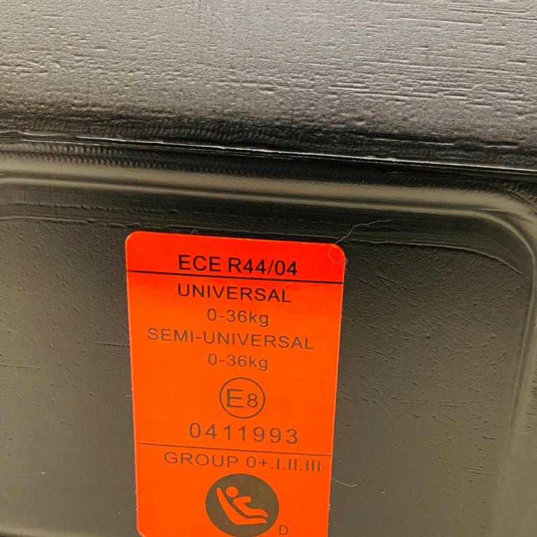 Teknum-Evolve-360-Car-Seat-Black-2-7