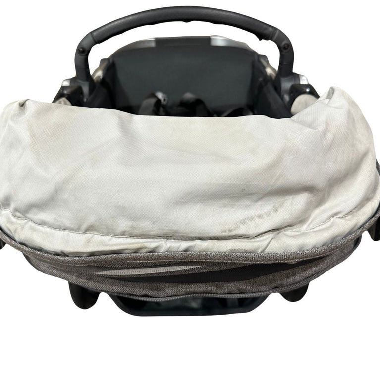UPPAbaby Vista V2 Stroller Bundle - Jordan (2020)