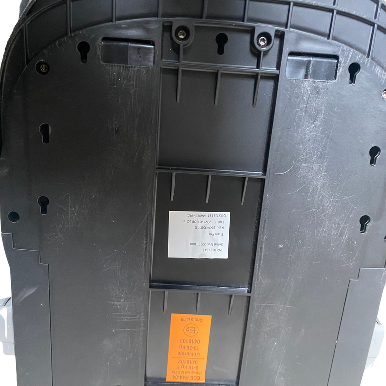 Maxi Cosi Titan Pro Child i-Size Car Seat - Tonal Graphite