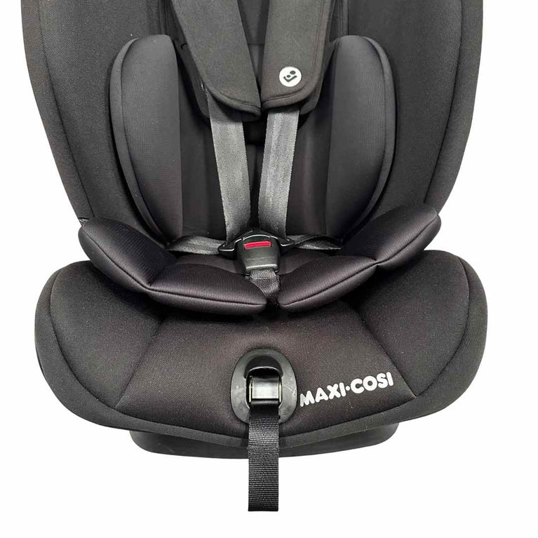 Maxi Cosi Titan i-Size Car Seat with Base