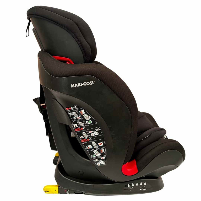 Maxi Cosi Titan i-Size Car Seat with Base