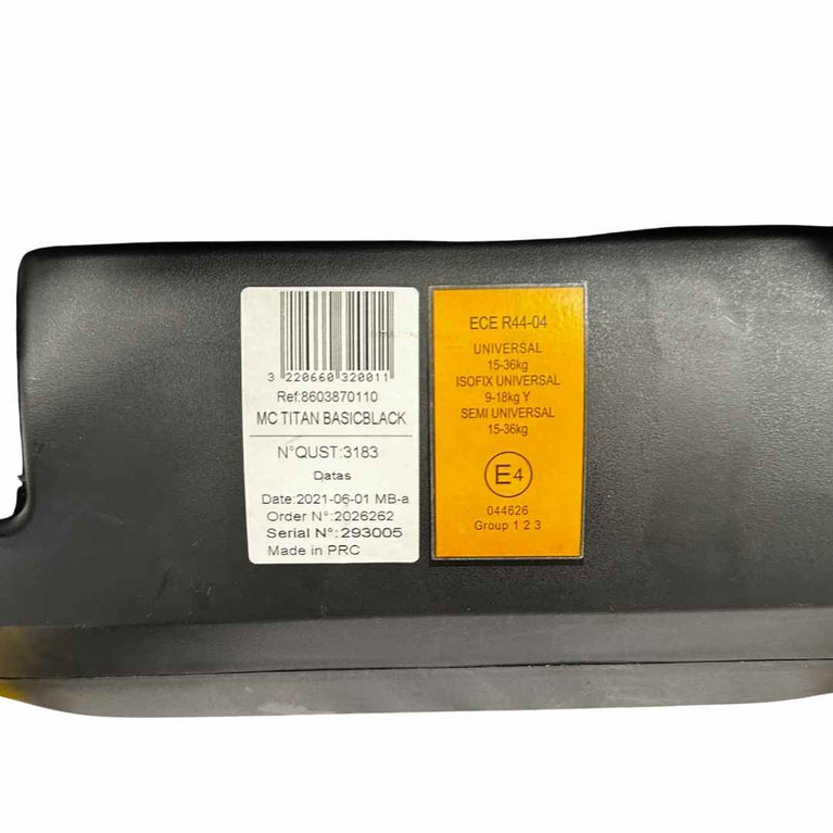 Maxi Cosi Titan i-Size Car Seat with Base