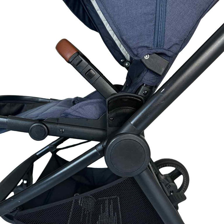 Giggles Lawson Stroller with Bassinet - Grey