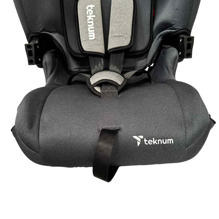 Teknum Pack And Go Foldable Car Seat - Grey