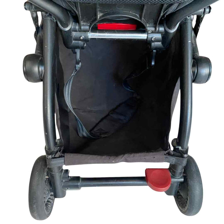 Babyzen YOYO+ Complete Stroller Set With Black Frame & 6m+ Red Color Pack