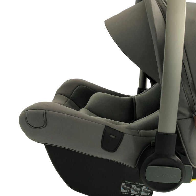 Nuna Pipa Lite lx Car Seat with Lite lx Base - Grey