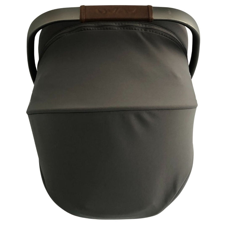 Nuna Pipa Lite lx Car Seat with Lite lx Base - Grey