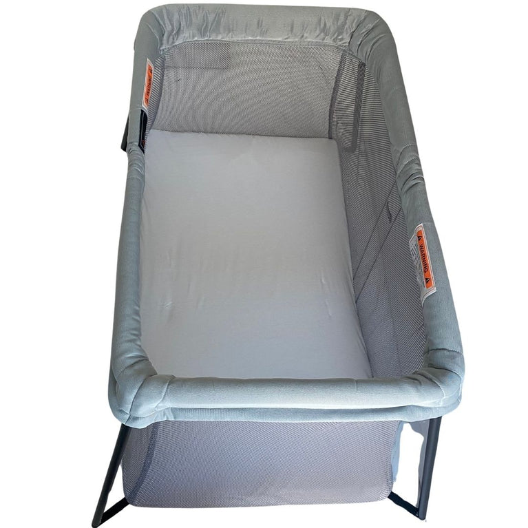 BabyBjörn Travel Cot