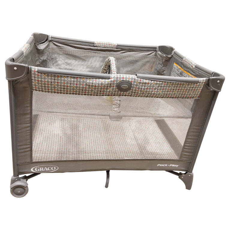 Graco-Pack-N-Play-Playard-with-Bassinet-Pasadena-1-3