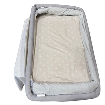 Chicco Next2Me Essential Co-Sleeping Bassinet - Grey