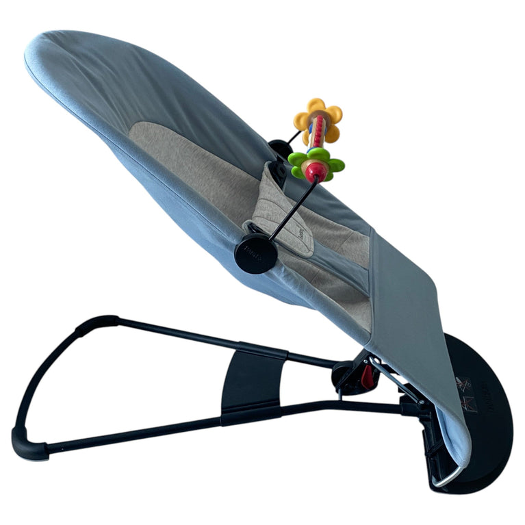BabyBjörn Bouncer Bliss Blue Grey + Wooden Toy for Bouncer
