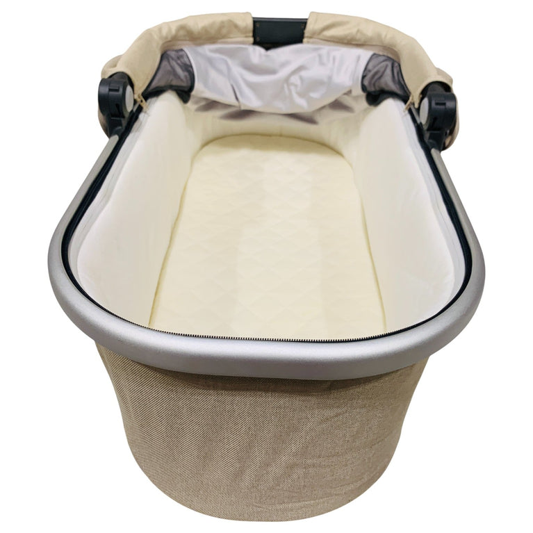 Uppababy-Alice-Bassinet-Cream-1-9
