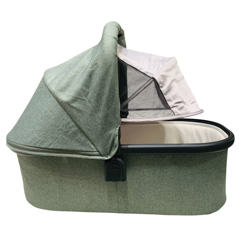 Uppababy-Bassinet-V2-Gwen-Green-Melange-1-3
