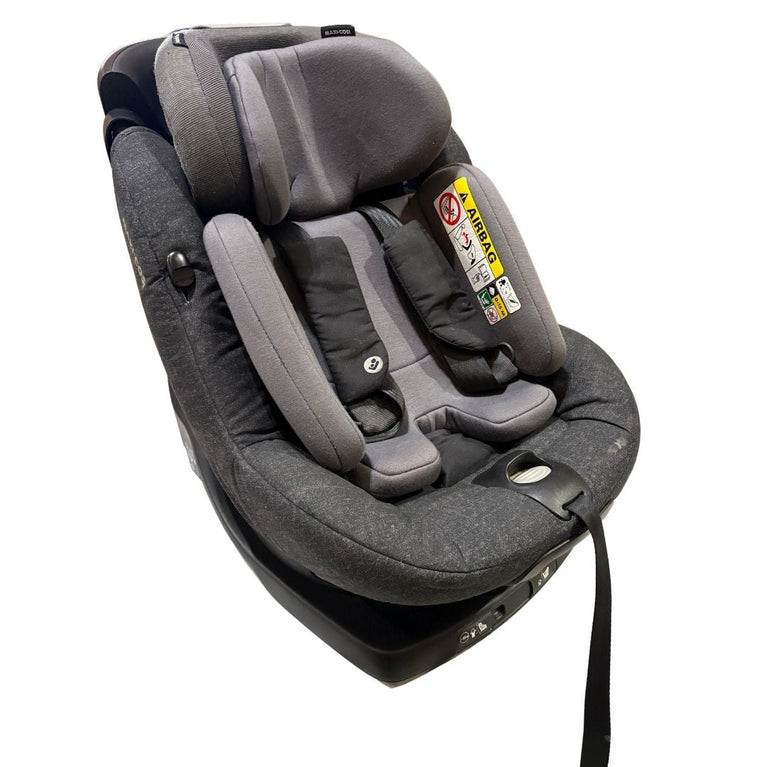 Maxi-Cosi Axiss Fix 360 Car Seat with Base - Grey (2020)