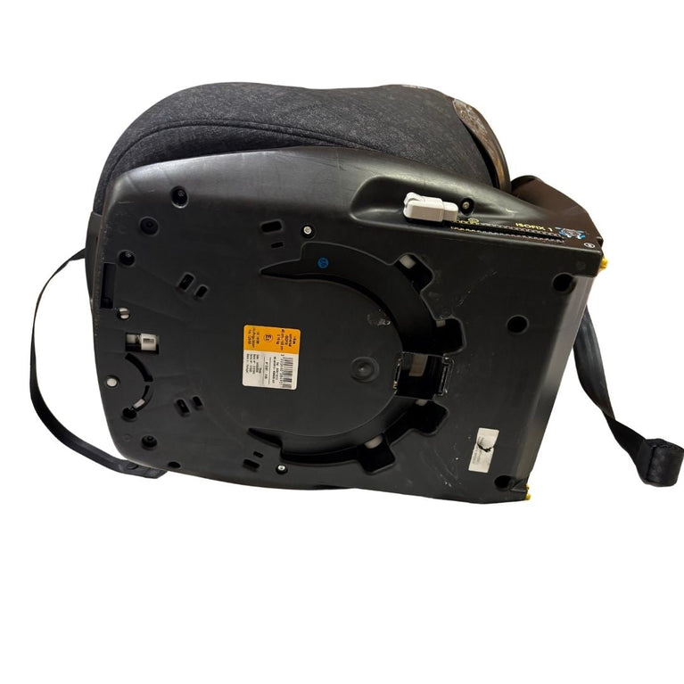 Maxi-Cosi Axiss Fix 360 Car Seat with Base - Grey (2020)