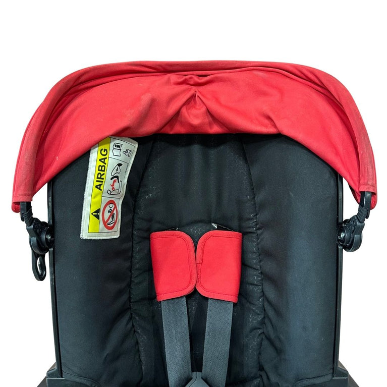 Doona Stroller - Flame Red with Footmuff, Newborn Insert & Snap On Storage