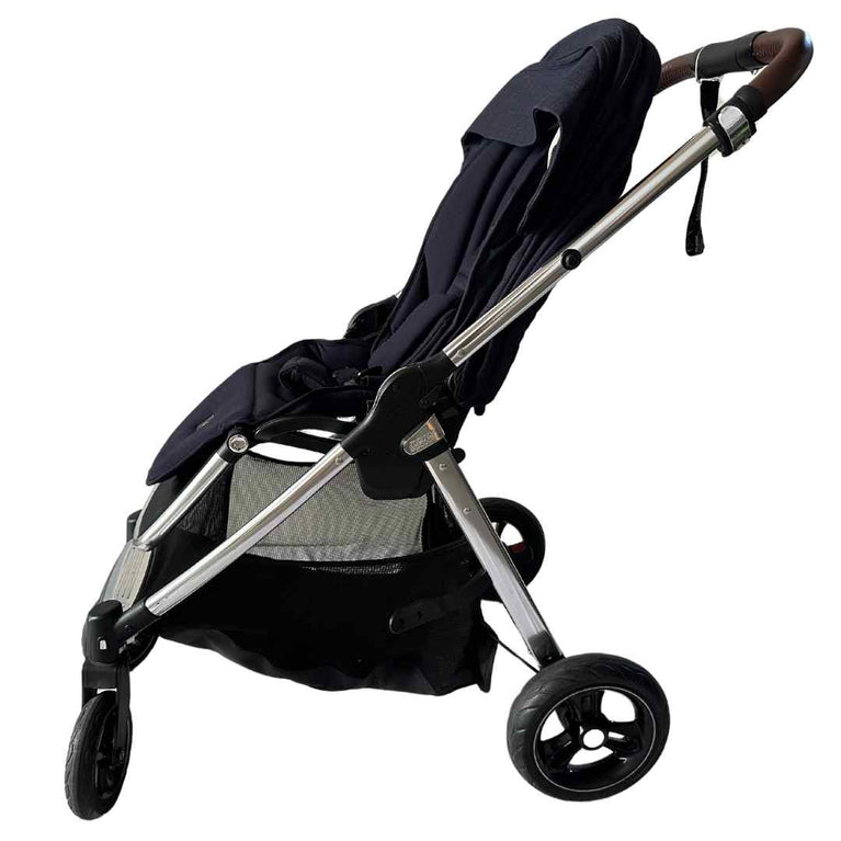 Mamas-&-Papas-Flip-XT3-(Ocarro)-Special-Edition-Dark-Navy-with-Carry-Cot-14