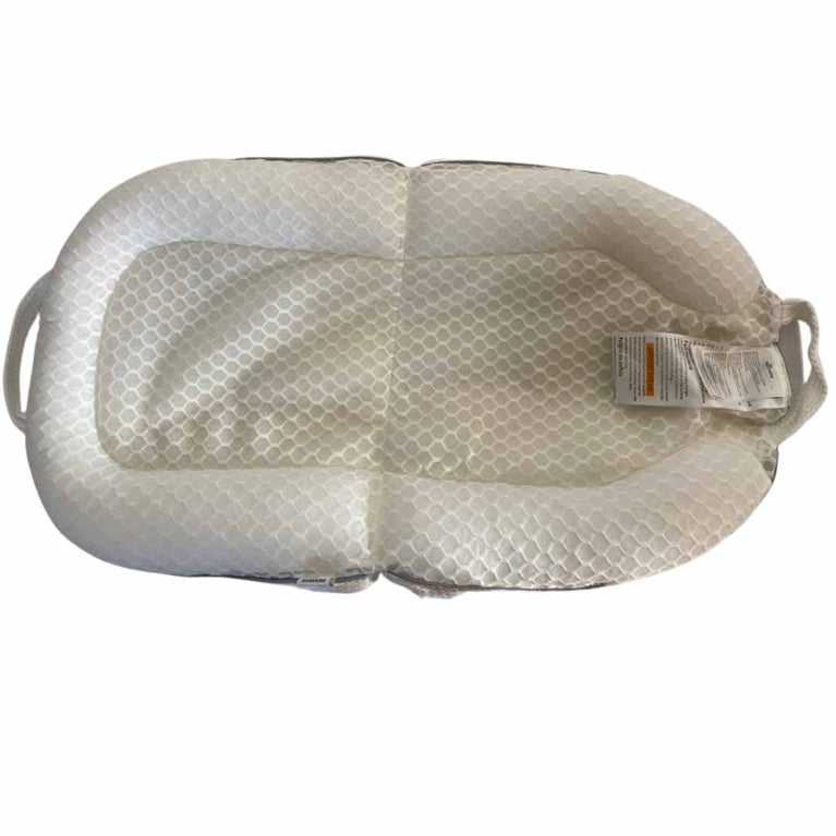 Sunveno-DuPont-Wings-Baby-Nest-/-Lounger-White-3