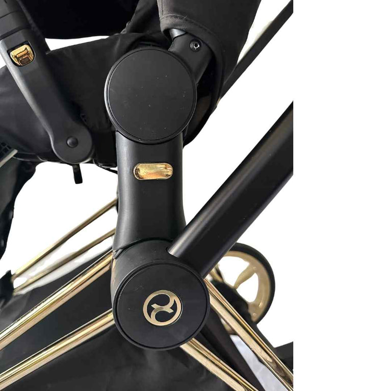 Cybex-Platinum-Priam-Stroller-'Wings'-by-Jeremy-Scott-(2021)-15