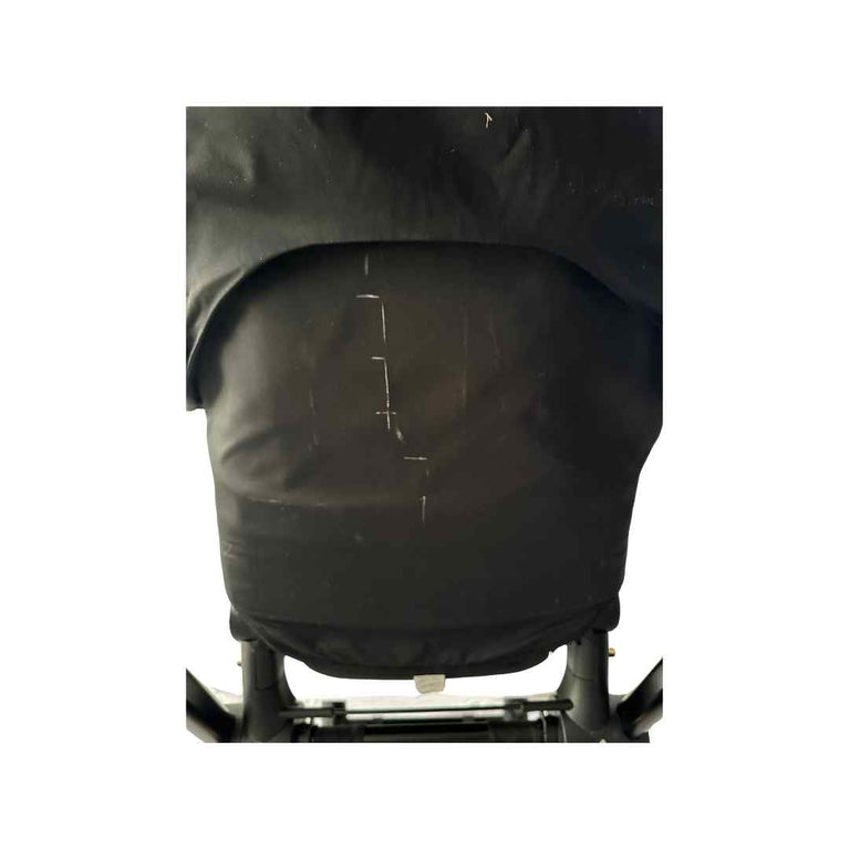 Cybex-Platinum-Priam-Stroller-'Wings'-by-Jeremy-Scott-(2021)-27