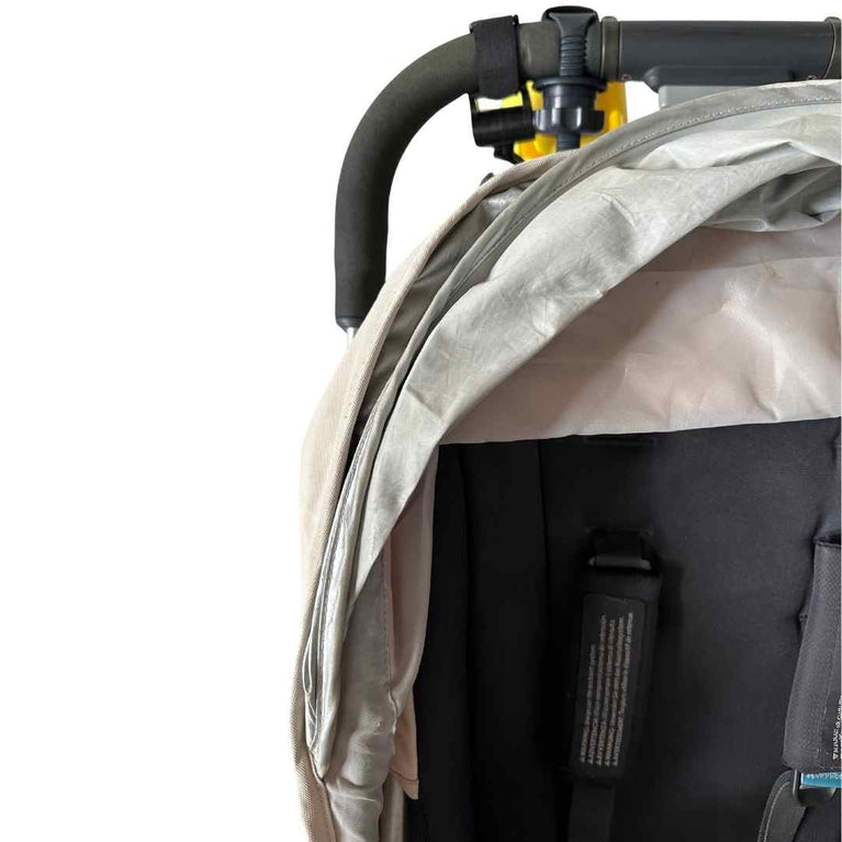 UPPAbaby-Cruz-V2-Stroller-Declan-Oat-Mélange-|-Silver-Frame-|-Black-Handle-7