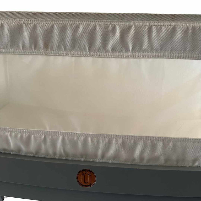 SnuzPod-2-Bedside-Bassinet-Crib-with-Mattress-Grey-4