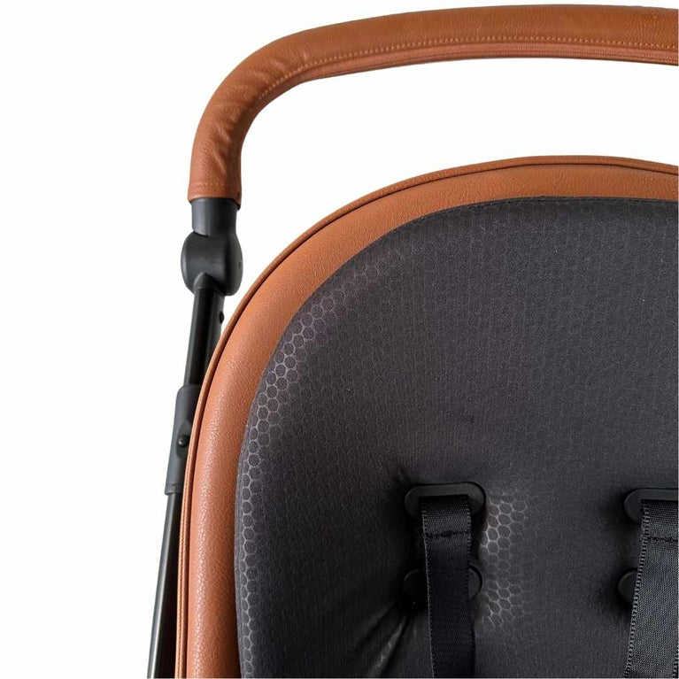 mima-Xari-Max-2-in-1-Convertible-Stroller-+-Bassinet-Camel-/-Black-(2018)-6