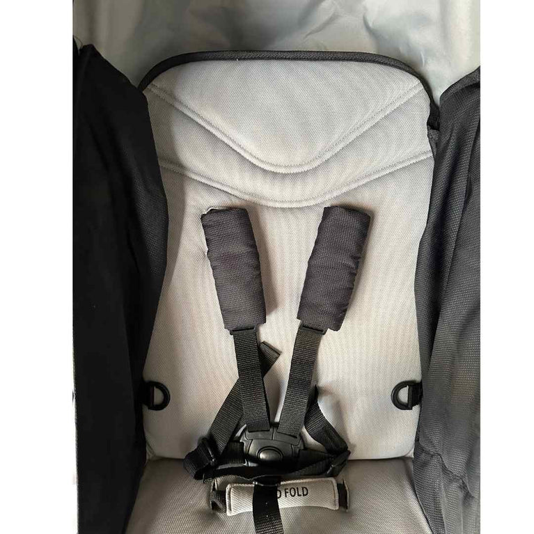 Hauck-Rapid-4S-Stroller-Caviar-Slver-(2018)-4