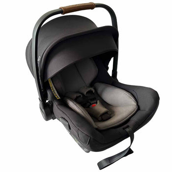 Nuna-Pipa-Next-Car-Seat-Caviar-(2021)-1