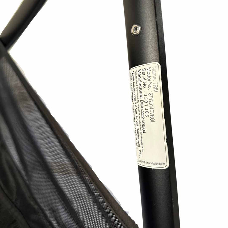 Nuna-Triv-Next-Lightweight-Stroller-Caviar-(2021)-24