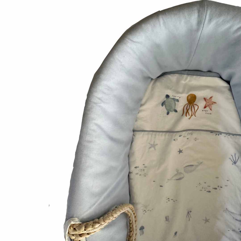 Mothercare-You,-Me-And-The-Sea-Moses-Basket-3