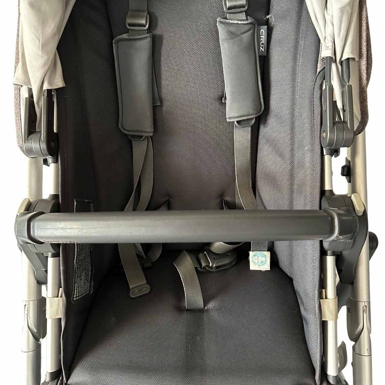 UPPAbaby-Cruz-V2-Stroller-Grey-Melange-(2020)-4