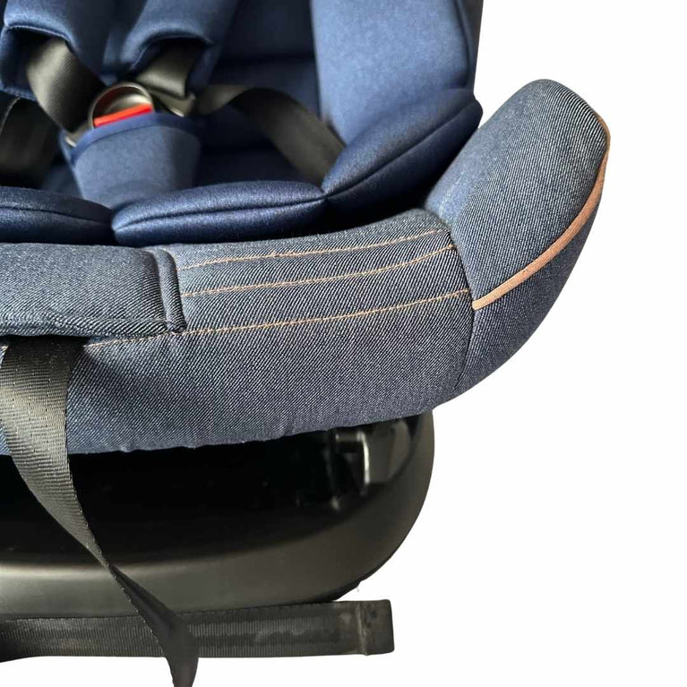 Giggles-Globefix-3-in-1-Car-Seat-Blue-11