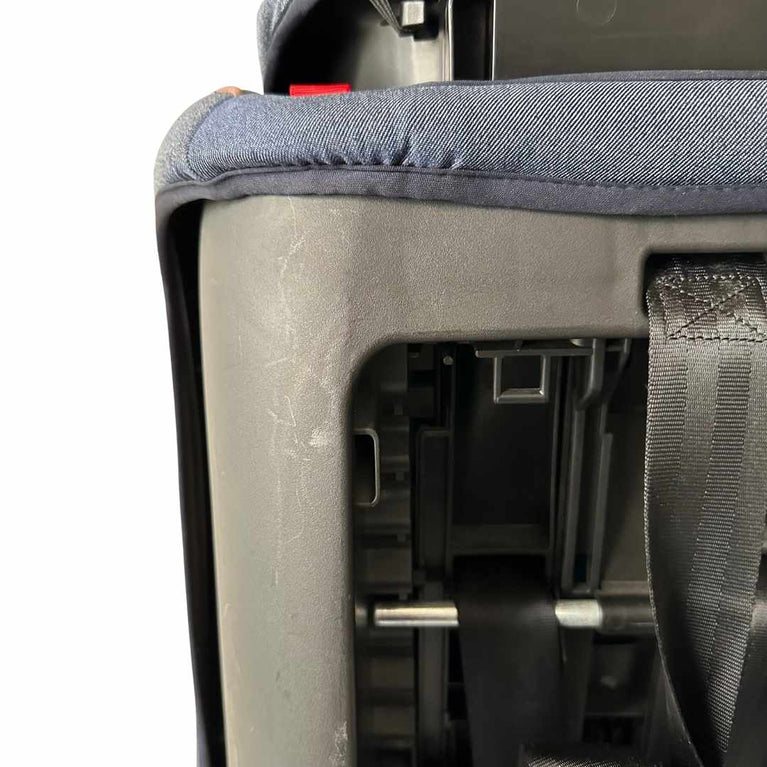 Giggles-Globefix-3-in-1-Car-Seat-Blue-19