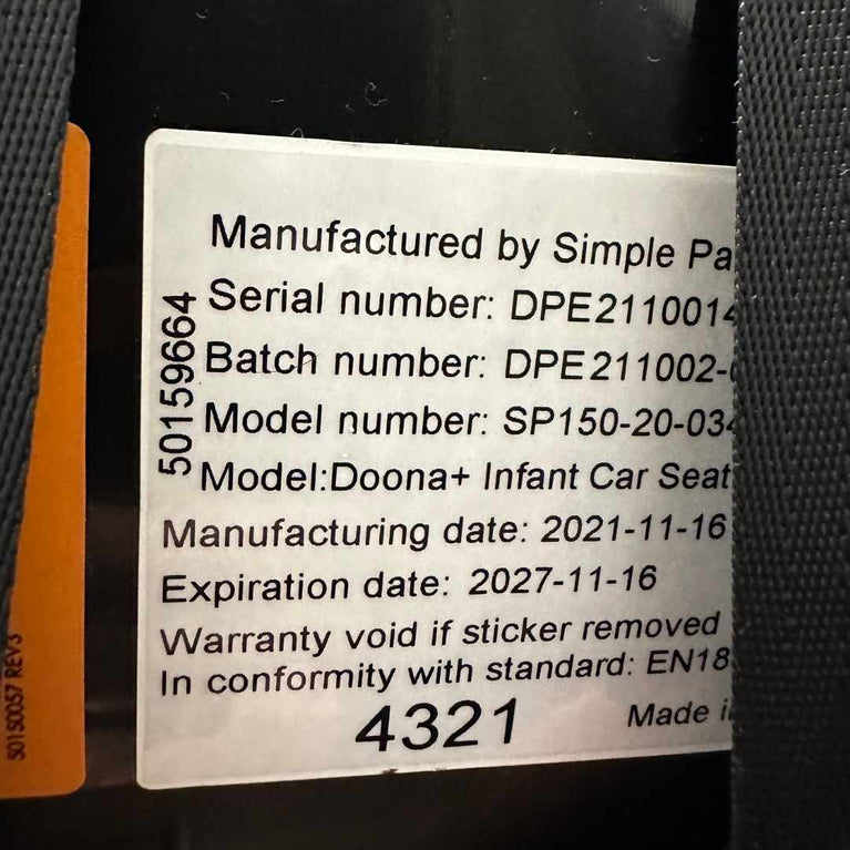 DOONA-Baby-Car-Seat-and-Stroller-Royal-Blue-(2021)-17