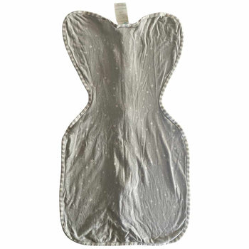 Love-To-Dream-Swaddle-Lite-(Small-0.2-TOG)-Grey-2