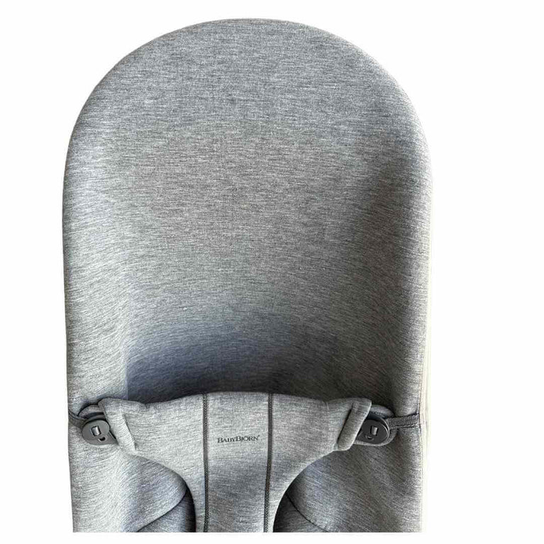 BabyBjorn-Bouncer-Bliss-3D-Jersey-with-Toy-for-Bouncer-3
