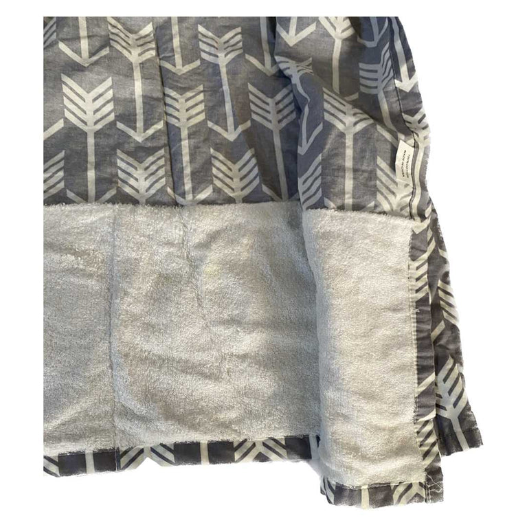 Kids-N'-Such-Nursing-/-Baby-Cover-for-breastfeeding-Arrow-Print-4