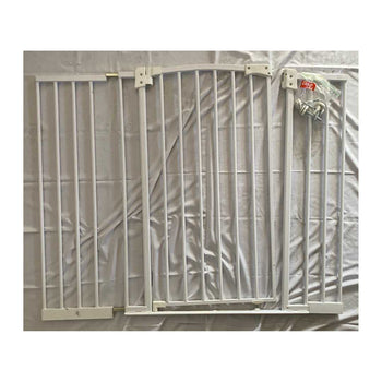 Kmart-Anko-Tall-&-Wide-Metal-Gate-2
