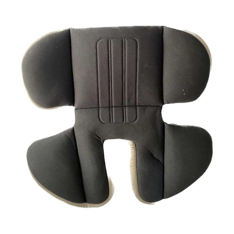 Maxi-Cosi-AxissFix-Plus-360-Rotating-Car-Seat-Beige-7